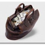 Куда выгодно вложить свои 100000 рублей и не прогореть?