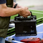 Почему старые аккумуляторы необходимо сдать