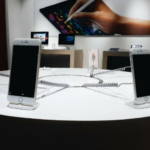 Покупка мобильных девайсов корпорации Apple от фирмы iStore в городе Киеве