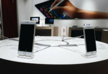 Покупка мобильных девайсов корпорации Apple от фирмы iStore в городе Киеве