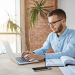 Где найти работу удаленно специалисту по рекламе