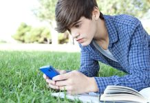 Игра в жанре хоррор про маленького мальчика