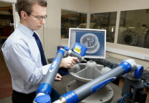 Обратный инжиниринг: чем он отличается от традиционного