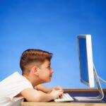 Почему подростки выбирают графический дизайн: от увлечения до профессии